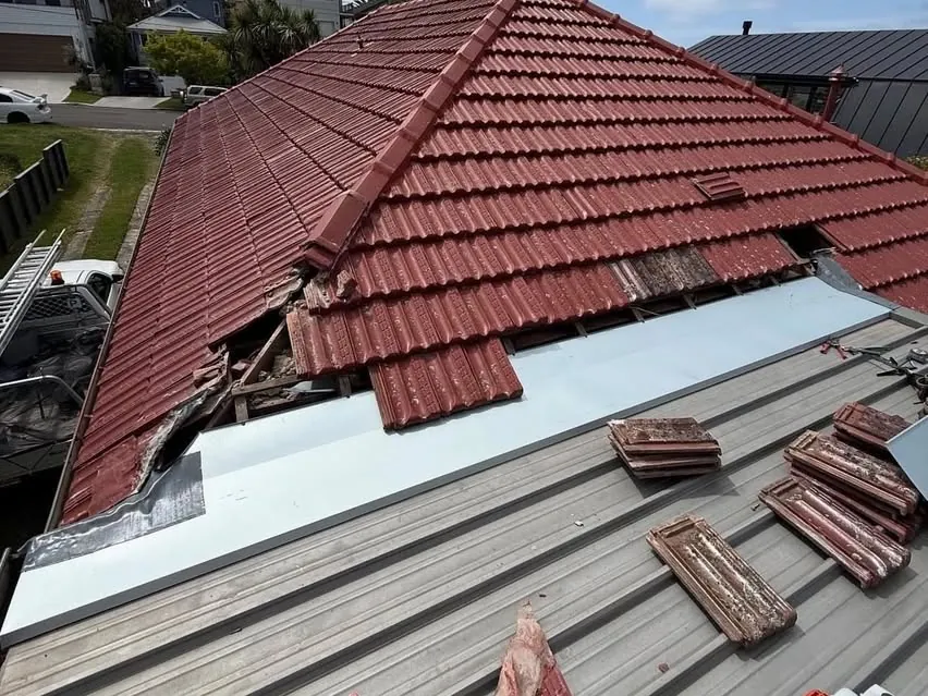 Réfection de toiture en tuiles à Orléans